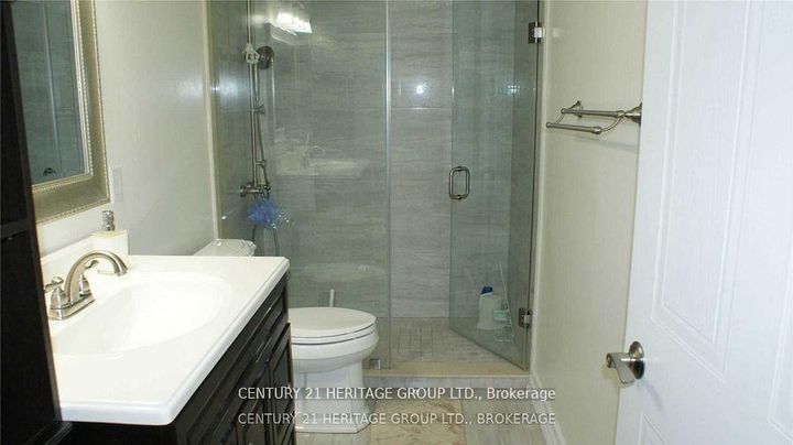 Photo 22 at 801 - 1500 Grazia Court, Rathwood, Mississauga