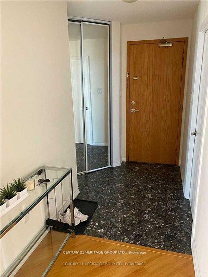 Photo 26 at 801 - 1500 Grazia Court, Rathwood, Mississauga