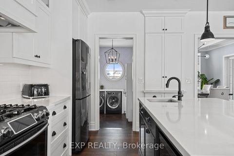 Photo 15 at 3 Wolford Court, Historic Lakeshore Communities, Georgina