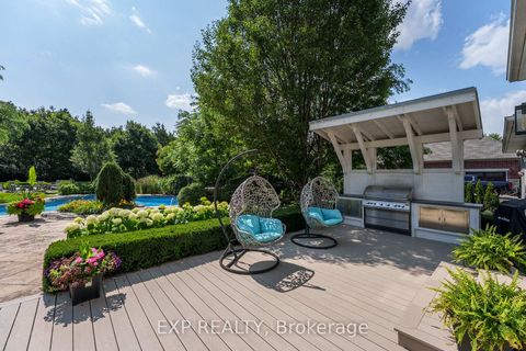 Photo 38 at 3 Wolford Court, Historic Lakeshore Communities, Georgina