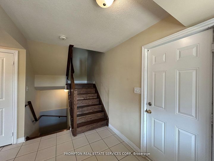 Photo 4 at 1 Fresnel Road, Northwest Brampton, Brampton