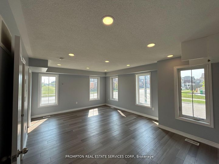 Photo 6 at 1 Fresnel Road, Northwest Brampton, Brampton