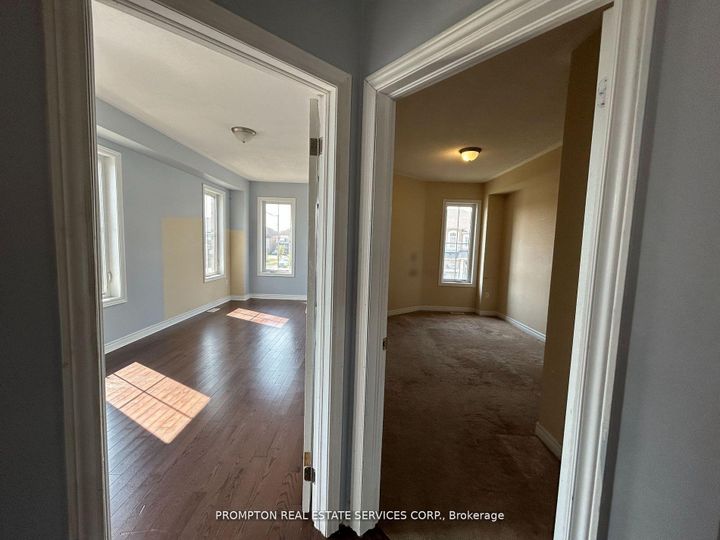 Photo 7 at 1 Fresnel Road, Northwest Brampton, Brampton