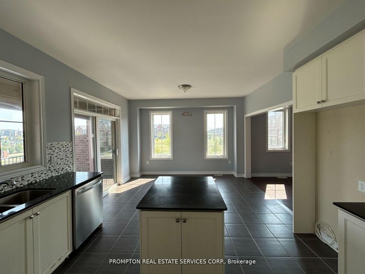 Photo 15 at 1 Fresnel Road, Northwest Brampton, Brampton