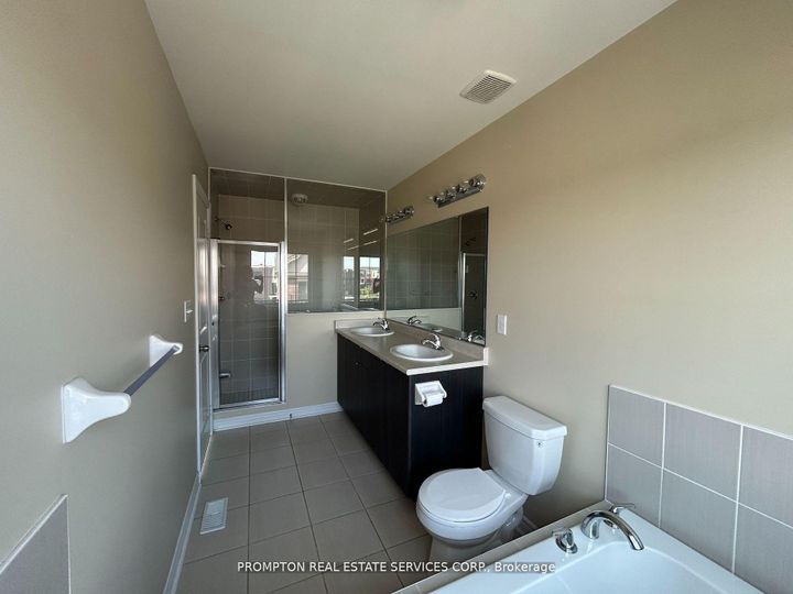 Photo 27 at 1 Fresnel Road, Northwest Brampton, Brampton