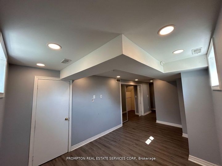 Photo 29 at 1 Fresnel Road, Northwest Brampton, Brampton