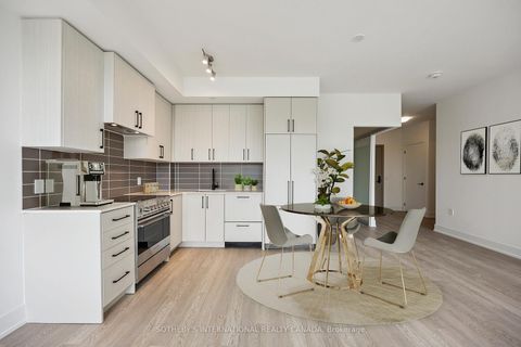 Photo 10 at 405 - 2075 King Road, King City, King