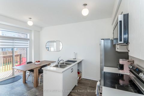 Photo 5 at 12 Durham Avenue, Rural Barrie Southeast, Barrie