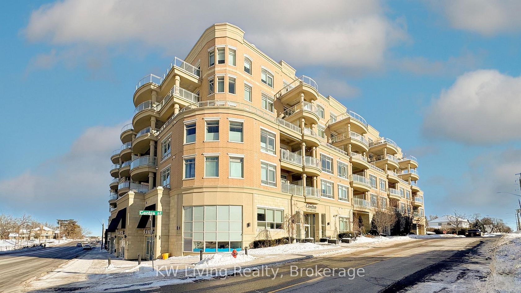 316 - 15277 Yonge Street, Aurora Village, Aurora photo 2