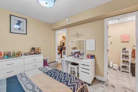 Photo 27 at 51 Claxton Boulevard, Cedarvale, Toronto