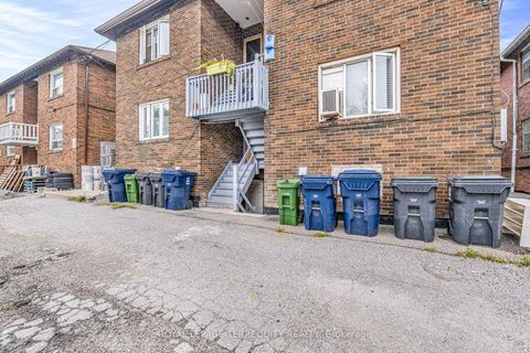 Photo 32 at 51 Claxton Boulevard, Cedarvale, Toronto