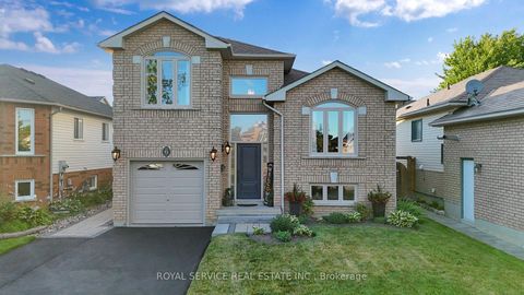 Photo 2 at 6 Goodwin Avenue, Bowmanville, Clarington