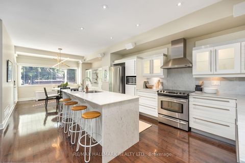 Photo 5 at 29B Beechwood Drive, Broadview North, Toronto