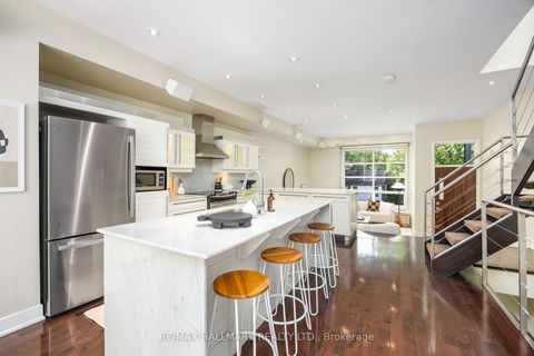 Photo 7 at 29B Beechwood Drive, Broadview North, Toronto