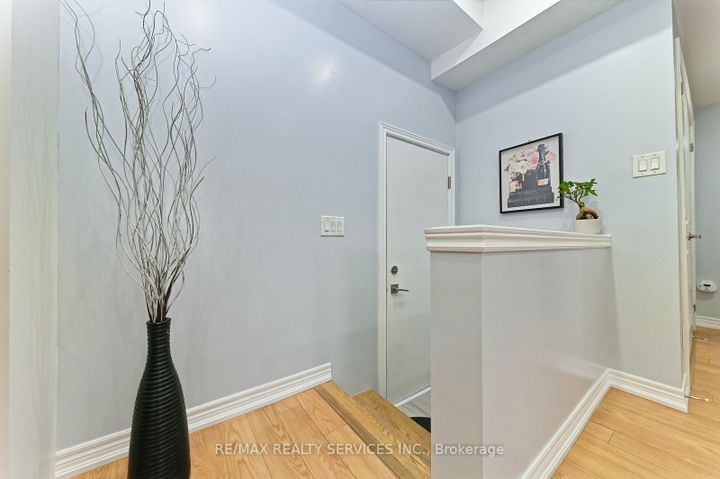 Photo 17 at 21 - 9430 The Gore Road, Bram East, Brampton