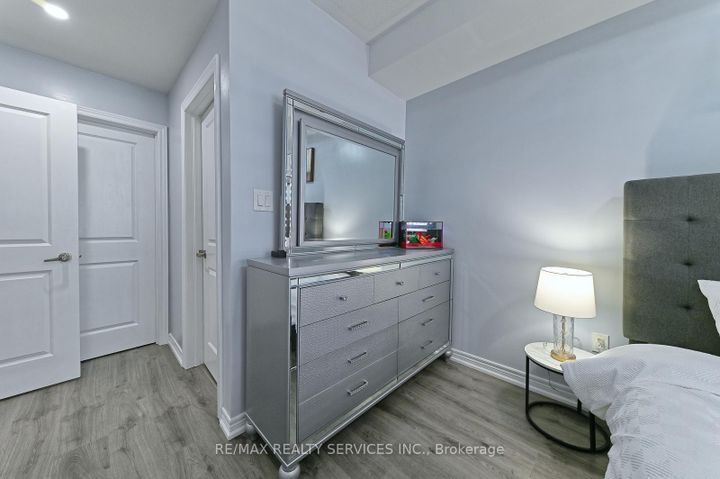 Photo 21 at 21 - 9430 The Gore Road, Bram East, Brampton