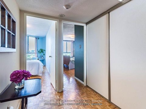 Photo 11 at PH 8 - 284 Mill Road, Markland Wood, Toronto