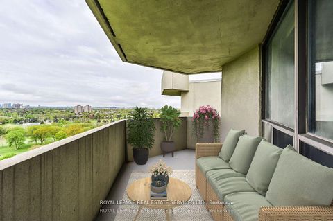 Photo 12 at PH 8 - 284 Mill Road, Markland Wood, Toronto