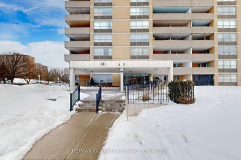 Photo 3 at 711 - 40 Panorama Court, Jamestown, Toronto