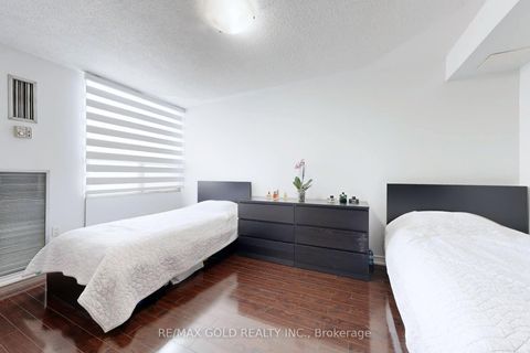 Photo 23 at 711 - 40 Panorama Court, Jamestown, Toronto