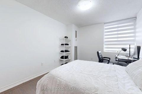 Photo 32 at 711 - 40 Panorama Court, Jamestown, Toronto