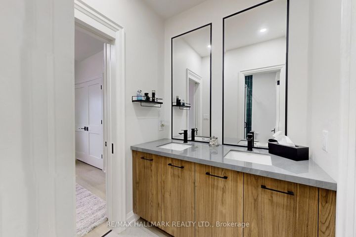 Photo 44 at 31 Naughton Drive, Westbrook, Richmond Hill