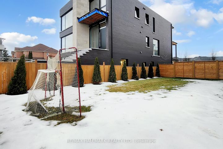 Photo 46 at 31 Naughton Drive, Westbrook, Richmond Hill