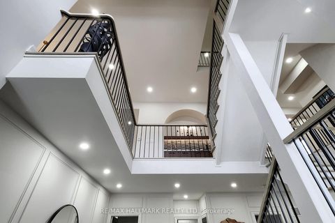 Photo 7 at 31 Naughton Drive, Westbrook, Richmond Hill