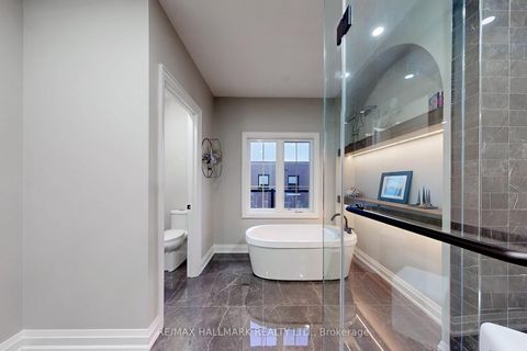 Photo 35 at 31 Naughton Drive, Westbrook, Richmond Hill