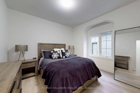 Photo 41 at 31 Naughton Drive, Westbrook, Richmond Hill