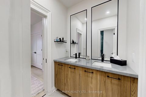 Photo 44 at 31 Naughton Drive, Westbrook, Richmond Hill