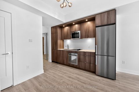 Photo 22 at 802 - 30 Inn On The Park Drive, Don Mills, Toronto