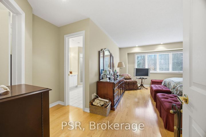 Photo 18 at 35 - 2000 The Collegeway, Erin Mills, Mississauga