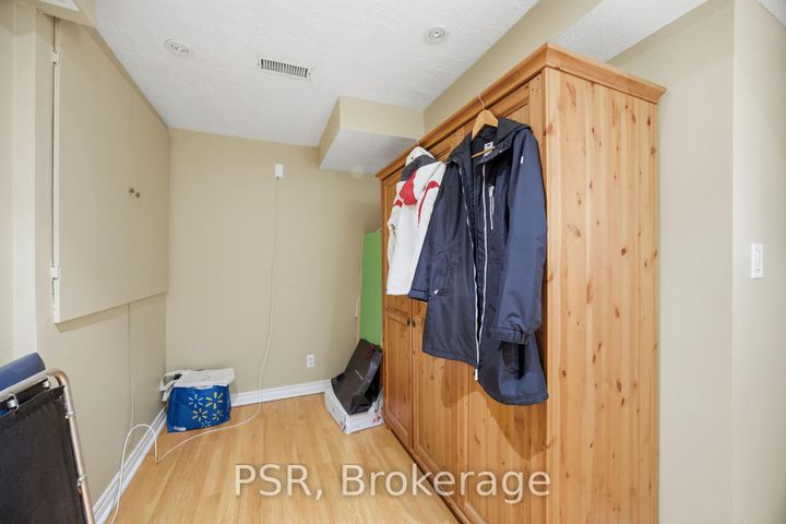 Photo 32 at 35 - 2000 The Collegeway, Erin Mills, Mississauga