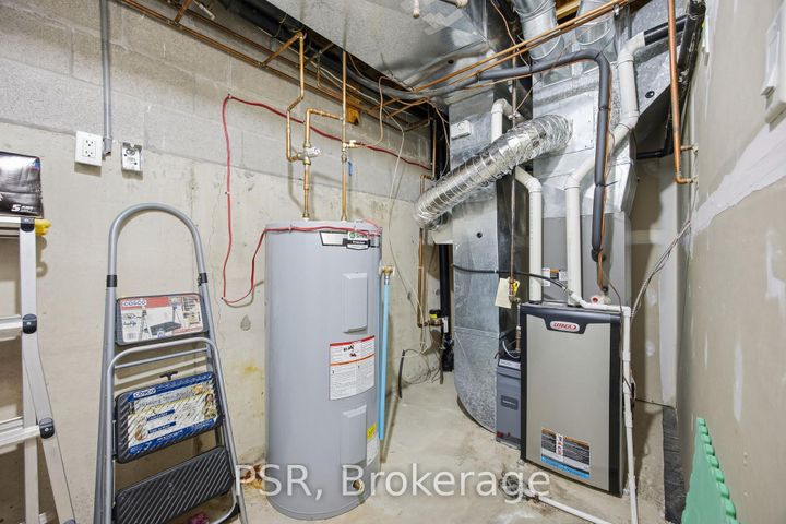 Photo 34 at 35 - 2000 The Collegeway, Erin Mills, Mississauga