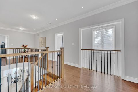 Photo 16 at 70 Bond Crescent, Oak Ridges, Richmond Hill