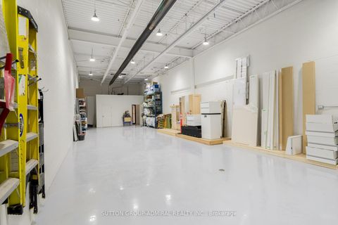 Photo 8 at 14 - 3300 Steeles Avenue, Concord, Vaughan