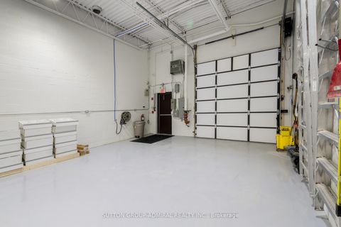 Photo 10 at 14 - 3300 Steeles Avenue, Concord, Vaughan