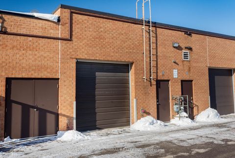 Photo 14 at 14 - 3300 Steeles Avenue, Concord, Vaughan