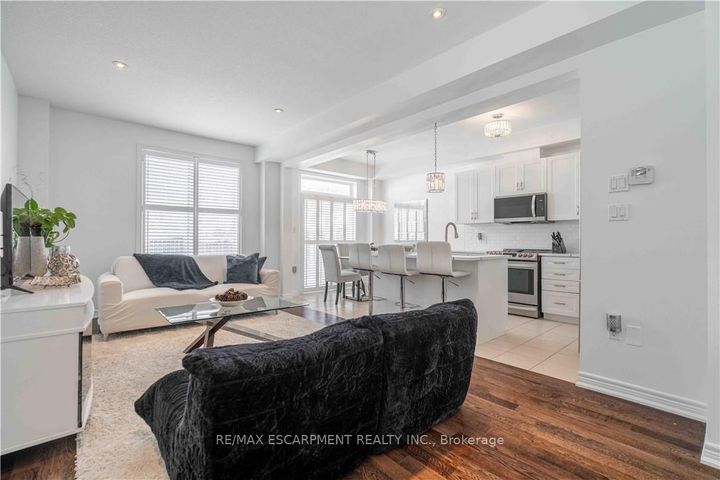 Photo 6 at 12 - 90 RAYMOND Road N, Meadowlands, Hamilton