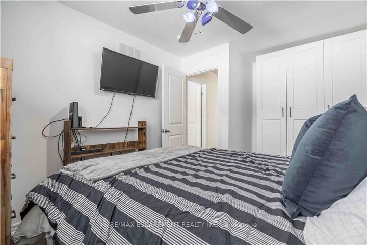 Photo 29 at 12 - 90 RAYMOND Road N, Meadowlands, Hamilton