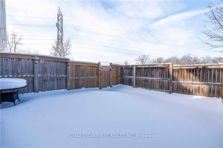 Photo 33 at 12 - 90 RAYMOND Road N, Meadowlands, Hamilton