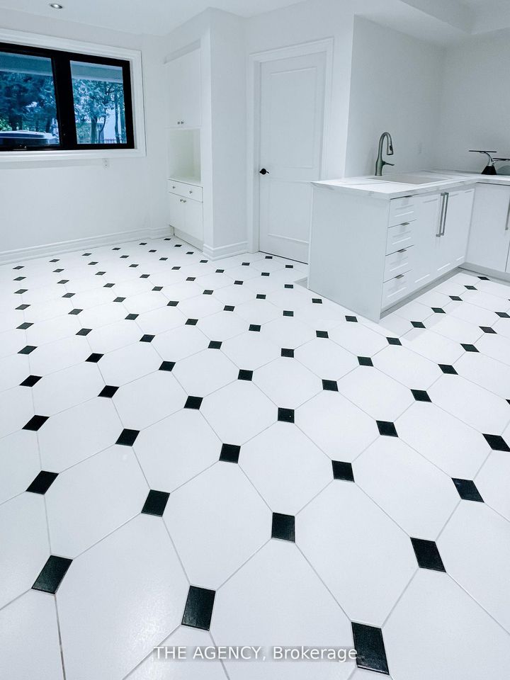 Photo 34 at 7 Shady Oaks Crescent, York Mills, Toronto