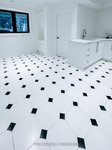 Photo 34 at 7 Shady Oaks Crescent, York Mills, Toronto