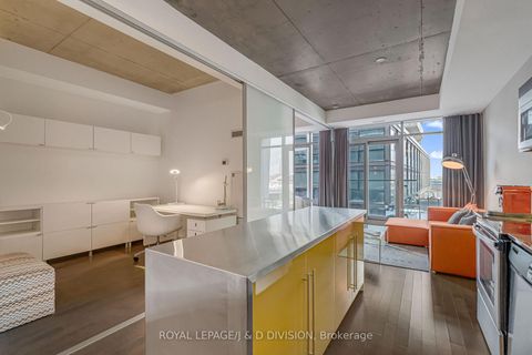 Photo 6 at 314 - 70 Distillery Lane, Waterfront Communities C8, Toronto