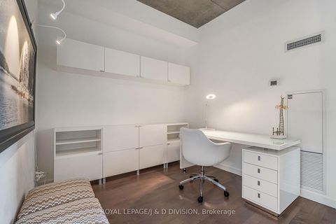 Photo 7 at 314 - 70 Distillery Lane, Waterfront Communities C8, Toronto