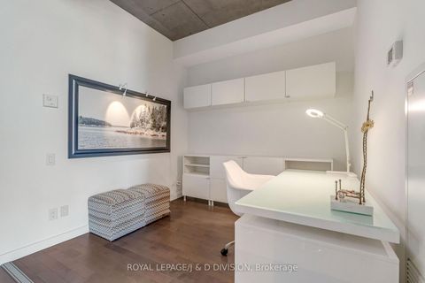 Photo 8 at 314 - 70 Distillery Lane, Waterfront Communities C8, Toronto