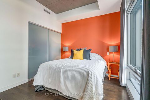 Photo 14 at 314 - 70 Distillery Lane, Waterfront Communities C8, Toronto