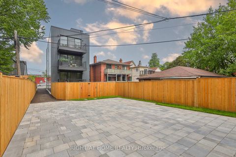 Photo 21 at Centre - 2343 Gerrard Street E, Danforth, Toronto