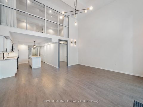 Photo 8 at 103 - 125 Western Battery Road, Niagara, Toronto